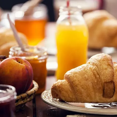 Dimora Arco - Old Town فندق مبيت وإفطار 4*