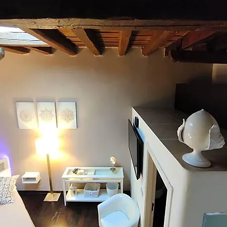 Dimora Arco - Old Town Bed & Breakfast