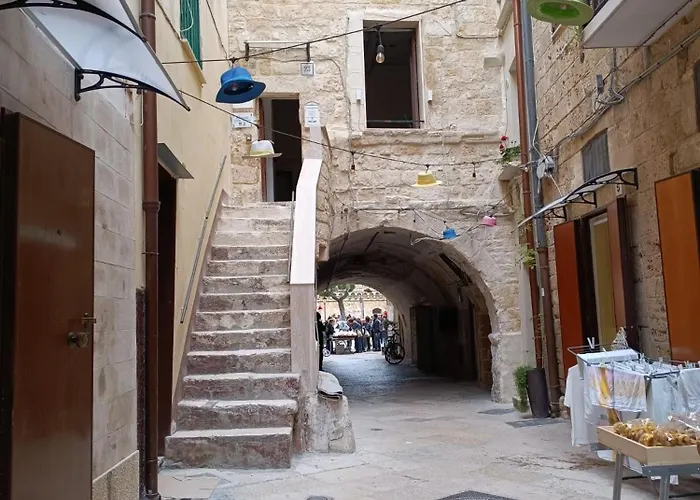 Dimora Arco - Old Town Couette-café 4*