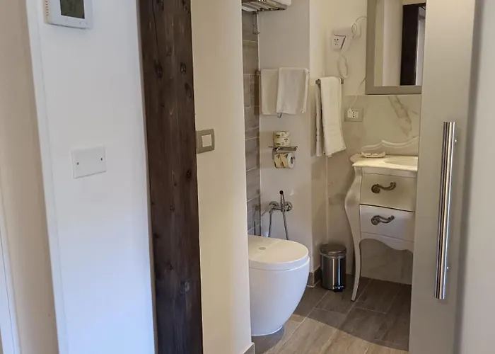 לינה וארוחת בוקר Dimora Arco - Old Town בארי